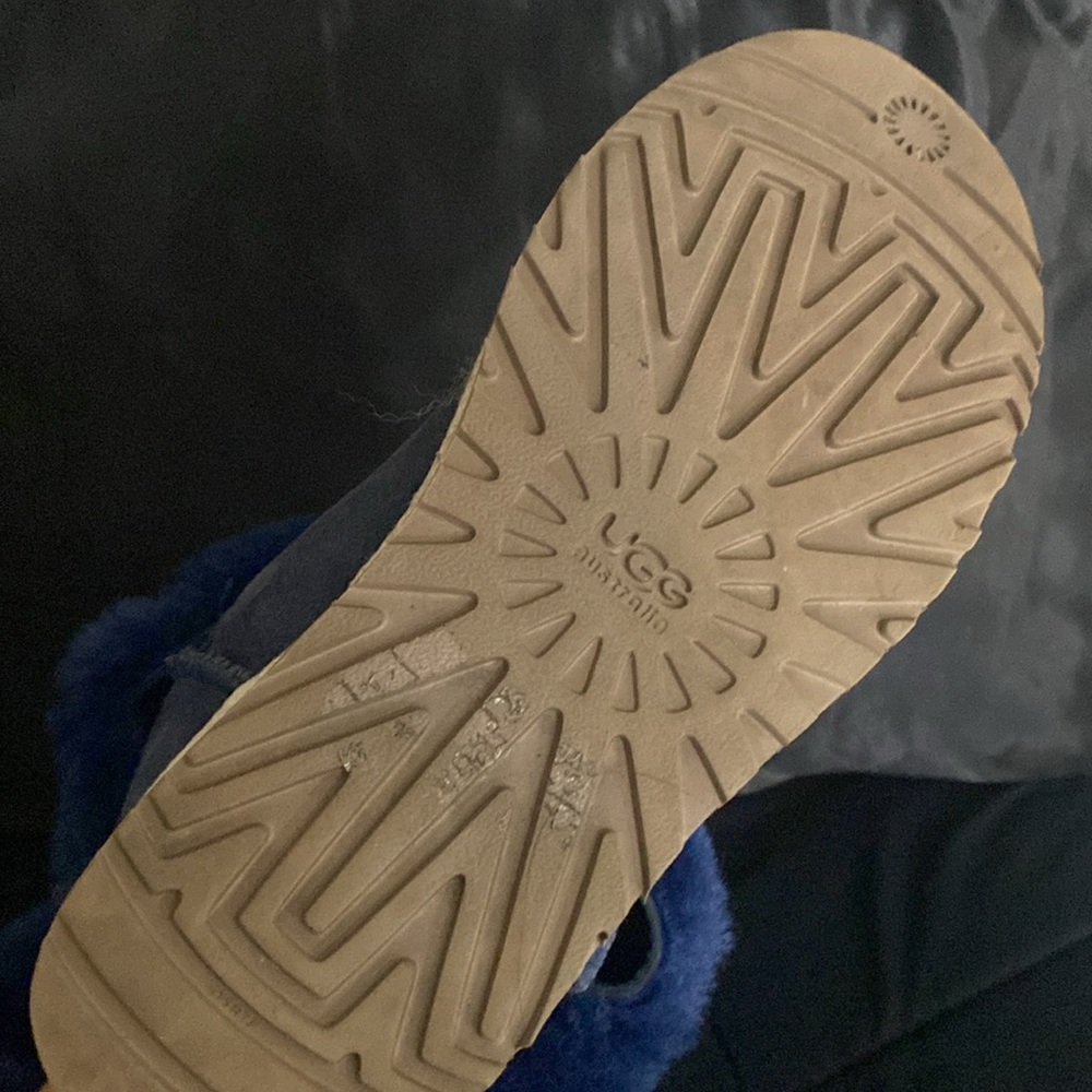 UGG Australia - Picture 6 of 6
